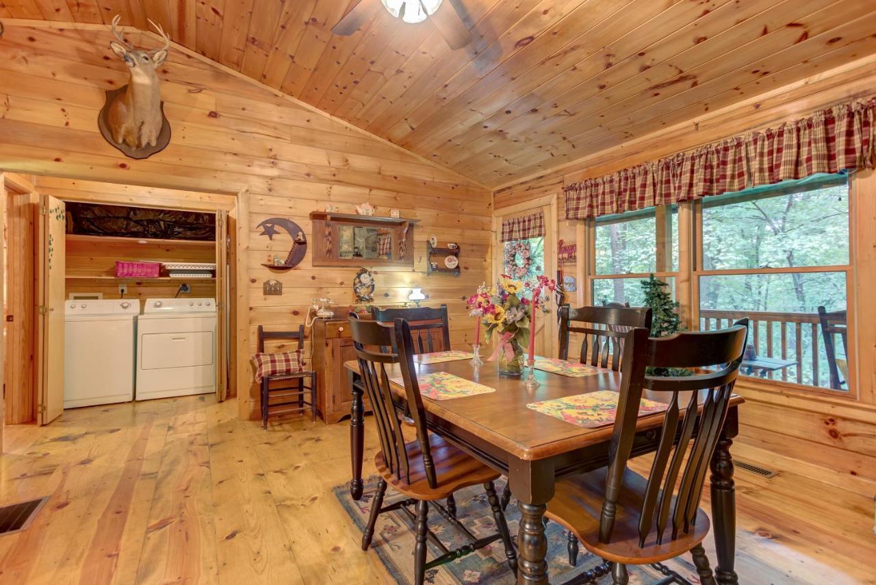 Lazy Bear Den - 2 Bed 1 Bath Vacation Home In บลูริดจ์ ภายนอก รูปภาพ